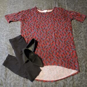 LuLaRoe IRMA Feather Print Tunic